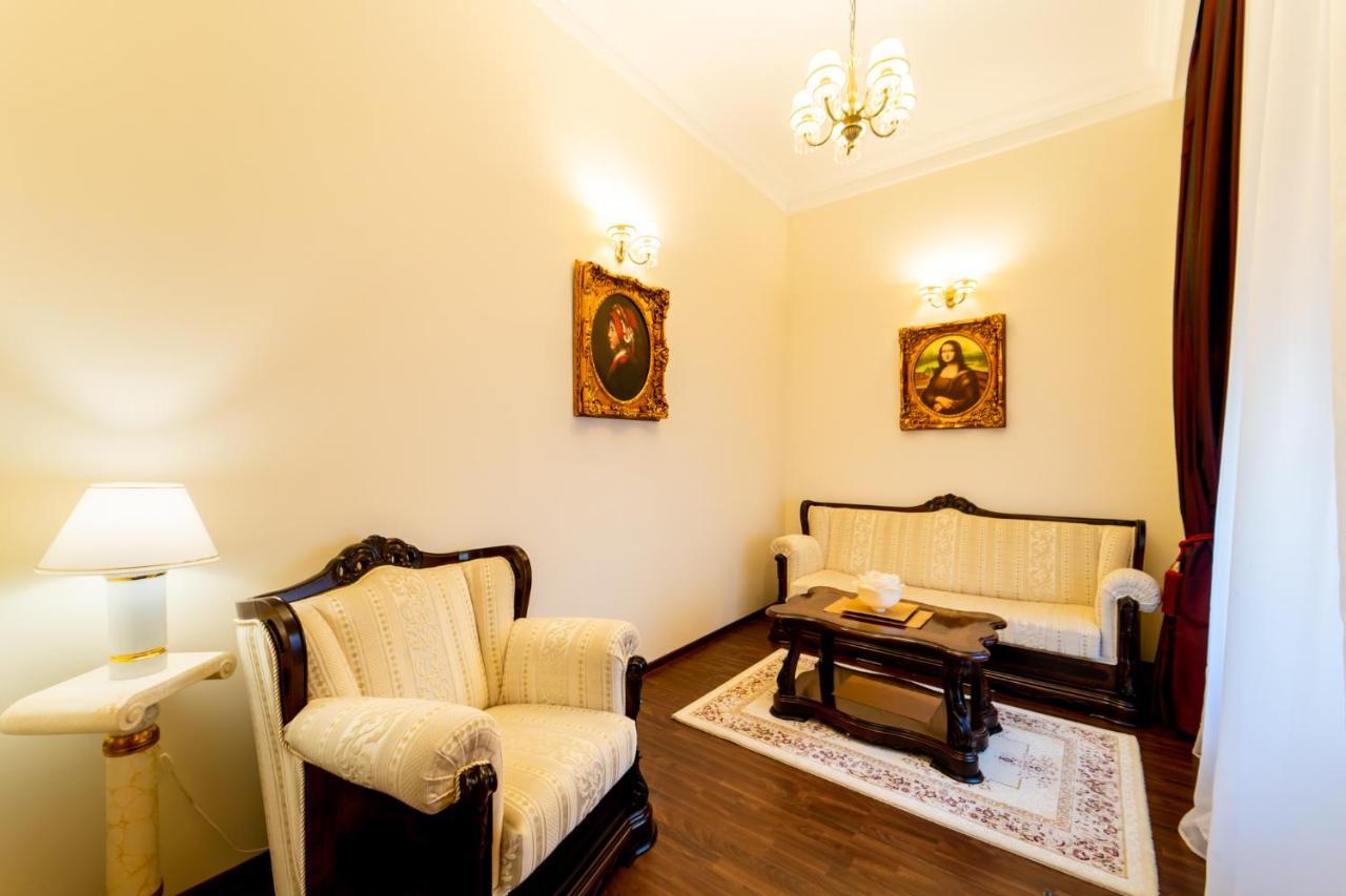 Picasso Boutique Hotel Arad Luaran gambar